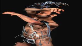 دانييلا سركي وأوليفييه سيموني: ما هو الإنسانُ… من سيتخذ قرار الإجابة غدا؟ / ترجمة: م. أسليـم